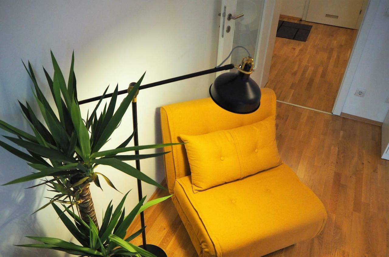 Apstay City Residence Apartments ǀ Free Parking & Self Check-In Graz Exteriör bild