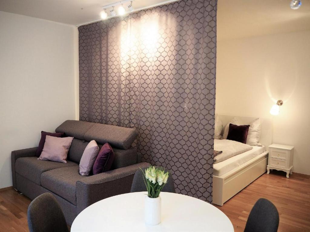 Apstay City Residence Apartments ǀ Free Parking & Self Check-In Graz Exteriör bild